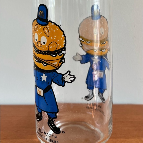 Vintage McDonalds Sheriff BIG MAC Drinking Glass Cup Collector Promo 1977 - Picture 3 of 5